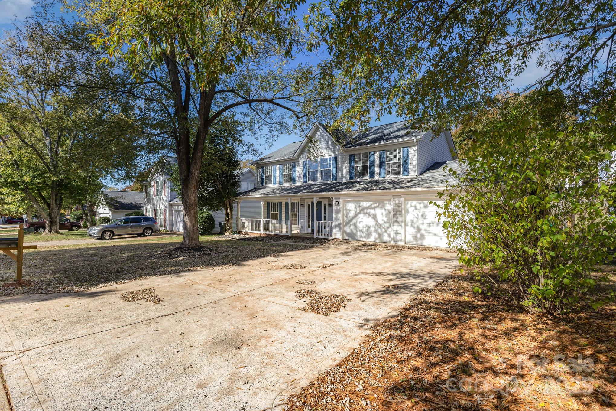 11421 Coreopsis Road Charlotte, NC 28213 - Photo 2 of 34