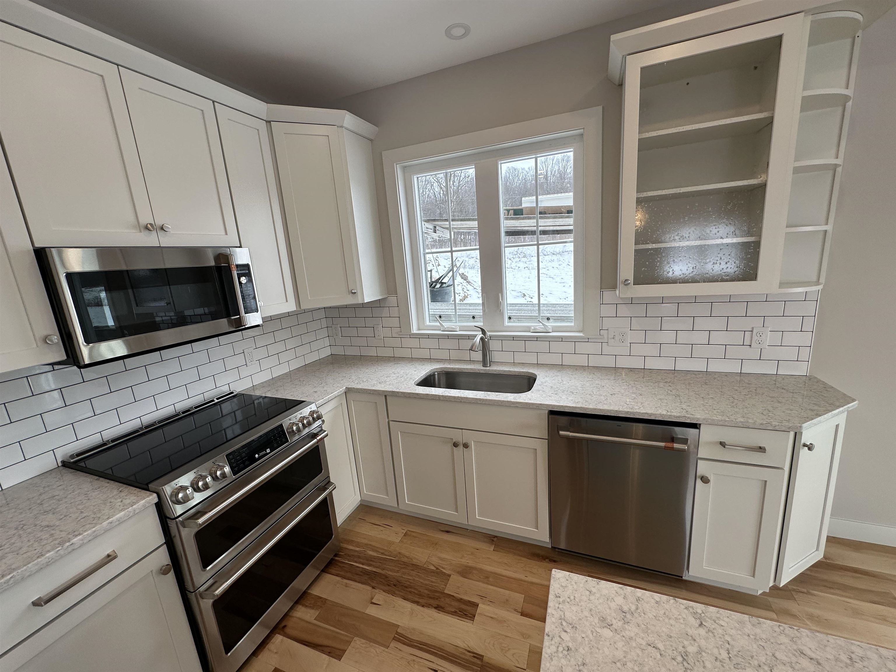 92 Acadia Lane, Unit 9 St. George, VT 05495 - Photo 17 of 42