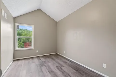 $309,000 | 708 Autumn Drive, Belton, MO 64012