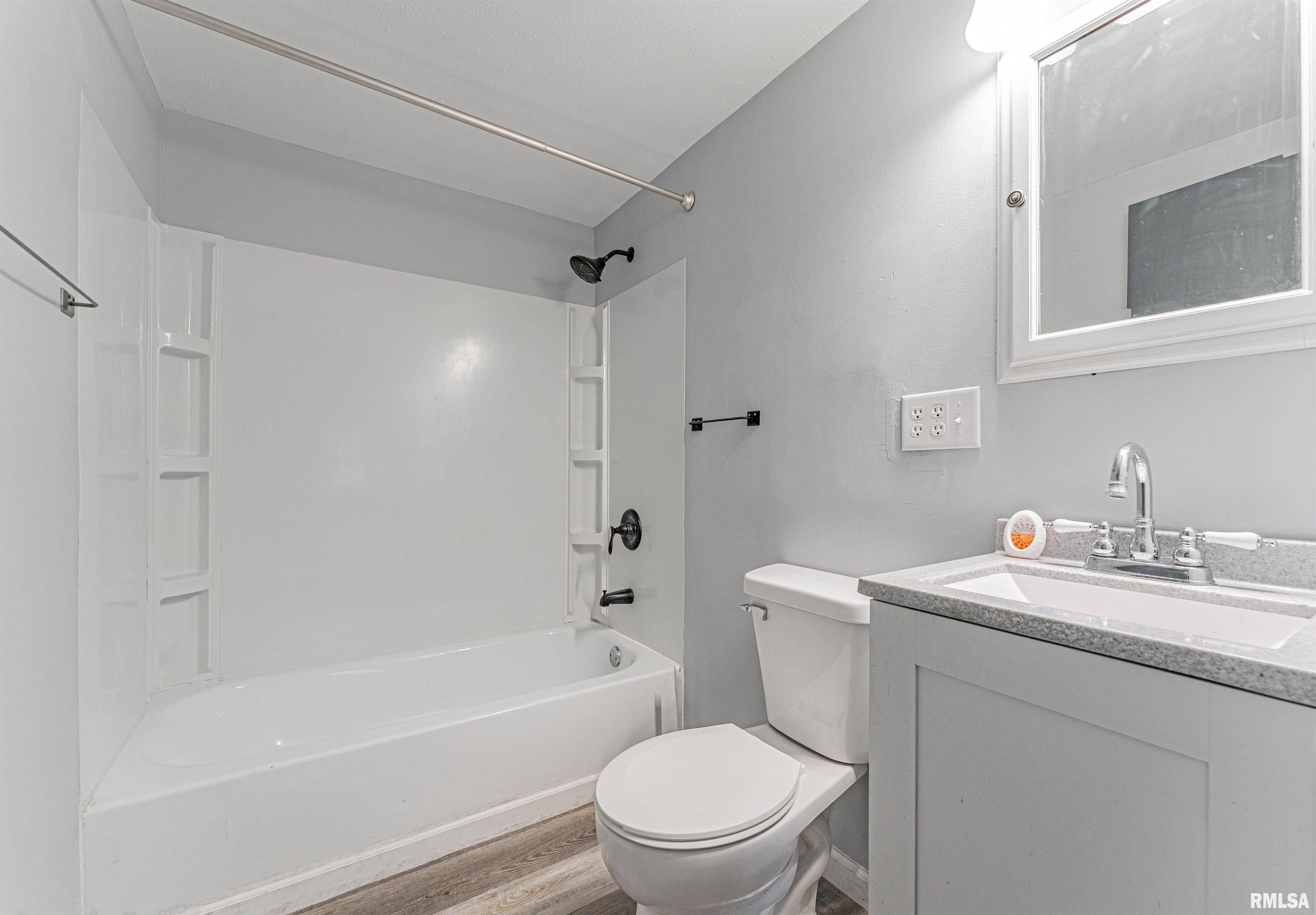 1106 North Kickapoo Street Lincoln, IL 62656 - Photo 21 of 23 Gallery Image 21