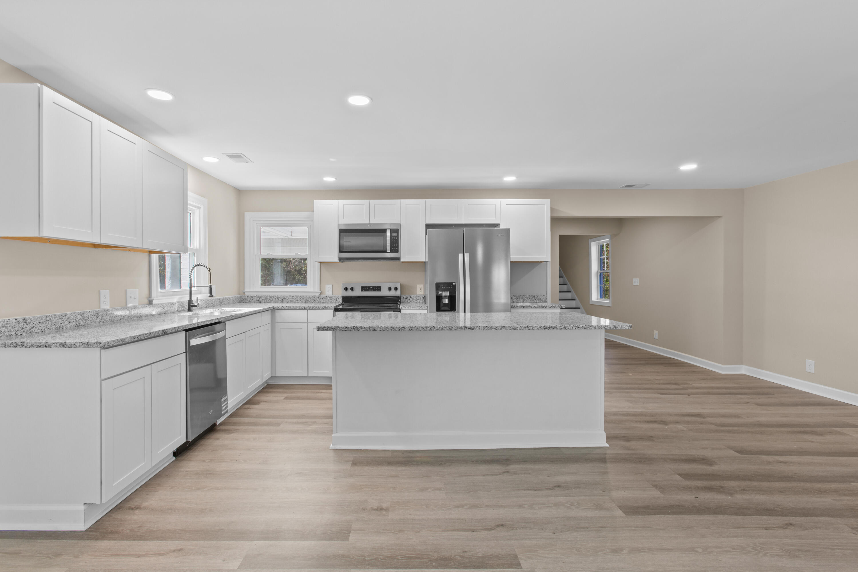 5253 Jefferies Highway Walterboro, SC 29488 - Photo 17 of 44 5253JefferiesHwy.NicoleBurbagePhoto-5