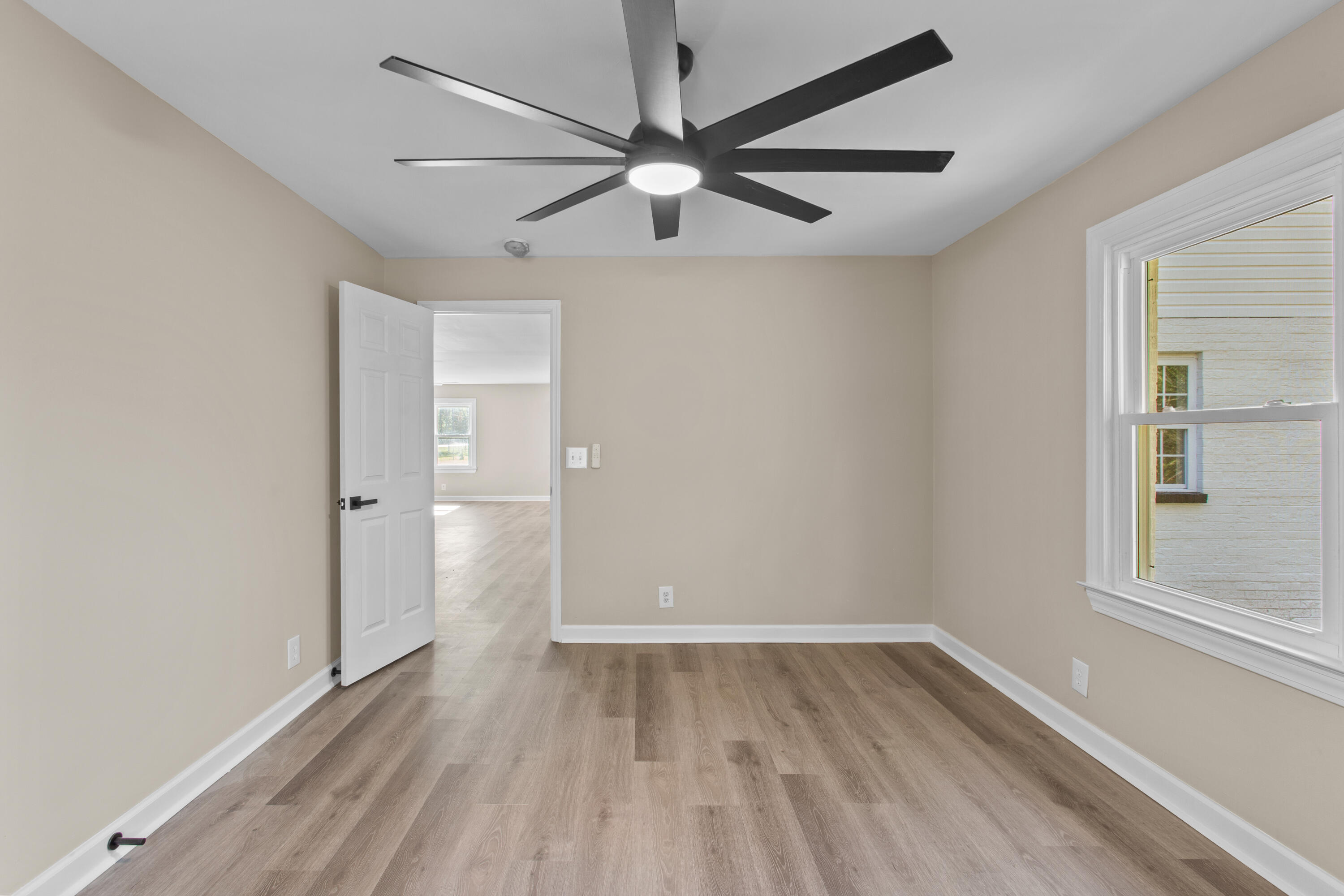 5253 Jefferies Highway Walterboro, SC 29488 - Photo 32 of 44 5253JefferiesHwy.NicoleBurbagePhoto-10