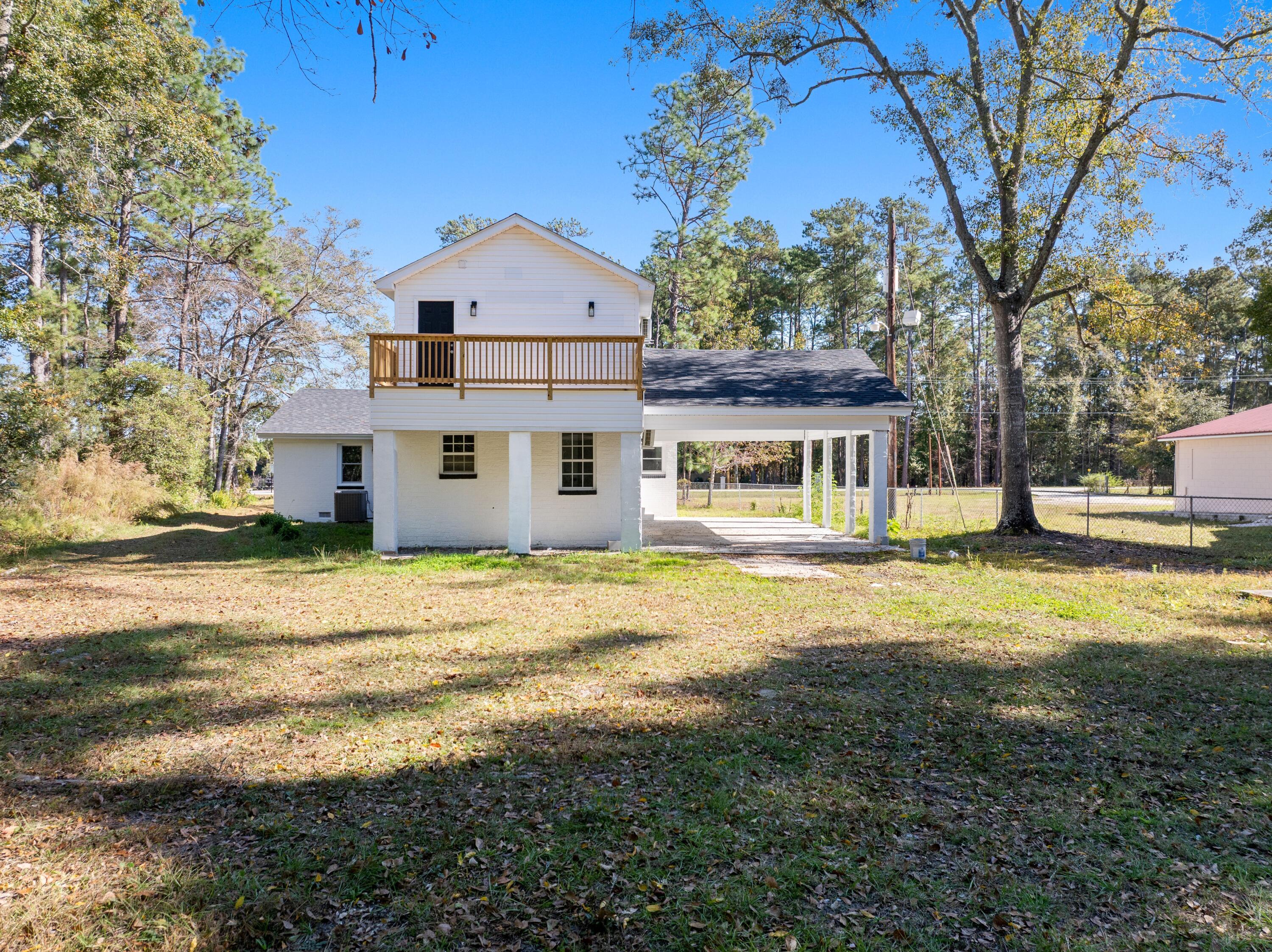 5253 Jefferies Highway Walterboro, SC 29488 - Photo 4 of 44 5253JefferiesHwy.NicoleBurbagePhoto-26