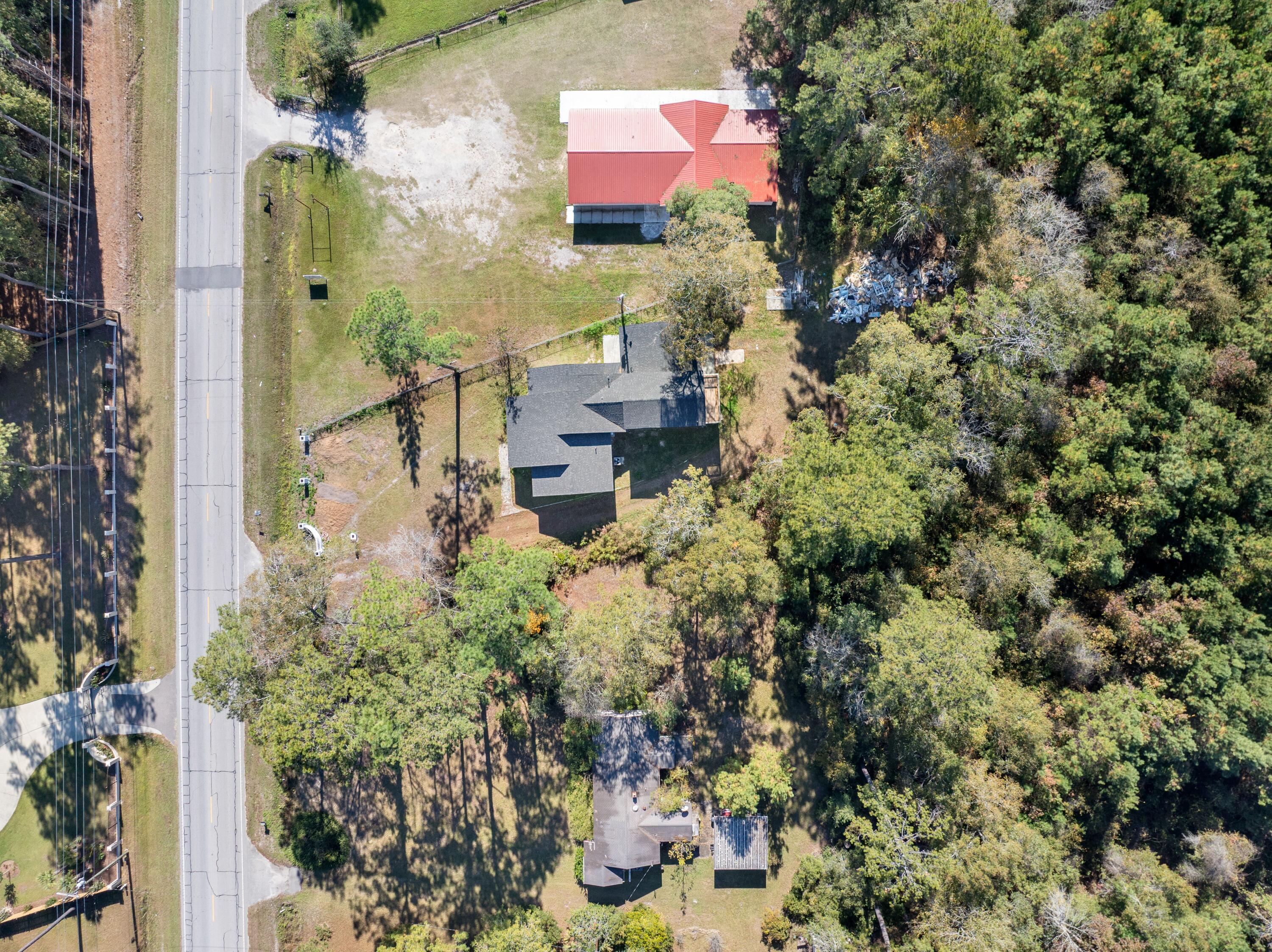 5253 Jefferies Highway Walterboro, SC 29488 - Photo 6 of 44 5253JefferiesHwy.NicoleBurbagePhoto-24