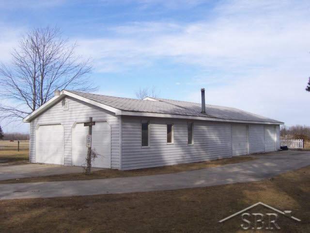 985 South Meridian Road Merrill, MI 48637 - Photo 5 of 6 20041871-4.JPG