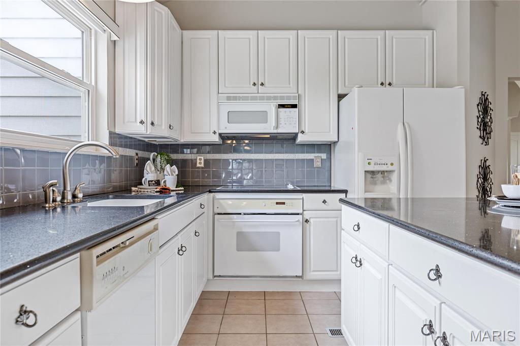 263 Ashdown Forest Weldon Spring, MO 63304 - Photo 44 of 63