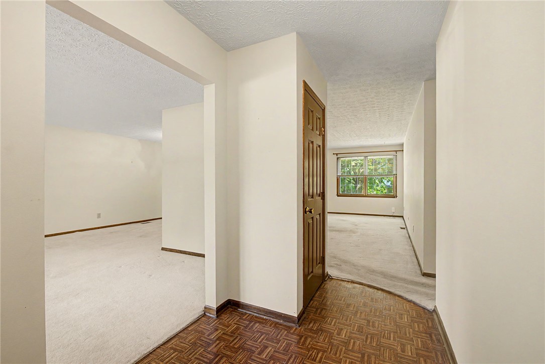 9909 Sheehan Road Centerville, OH 45458 - Photo 6 of 50