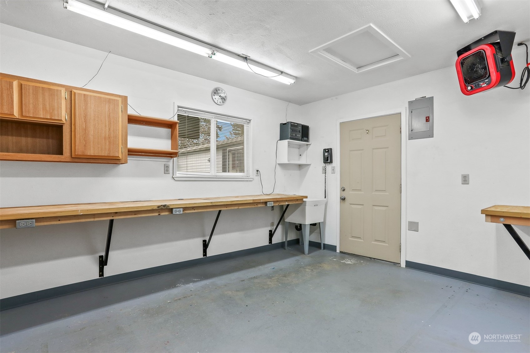 828 240th Place Southwest Bothell, WA 98021 - Photo 33 of 40 a view of room with window and furniture
