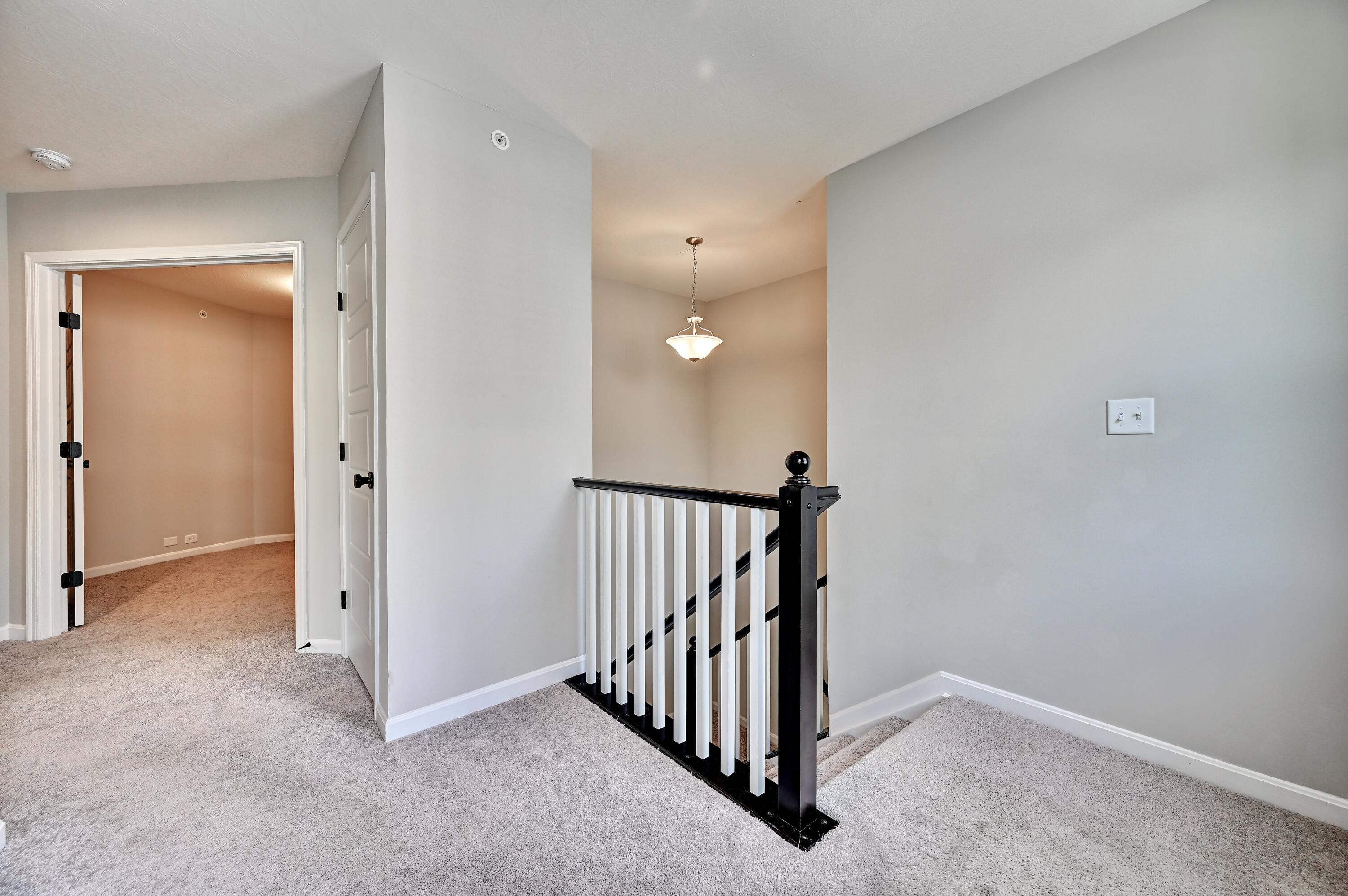 2307 Piazza Ridge Covington, KY 41017 - Photo 17 of 37 DSC_9063_4_5_6_7Interior01