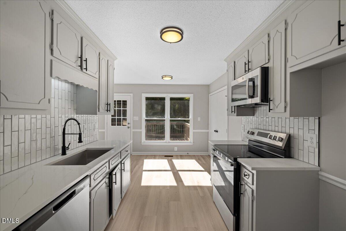 3613 Castlegate Drive Raleigh, NC 27616 - Photo 16 of 33 21-3613 Castlegate Dr