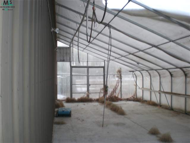 5707 Beard Road North Street, MI 48049 - Photo 5 of 6 31048136-4.JPG