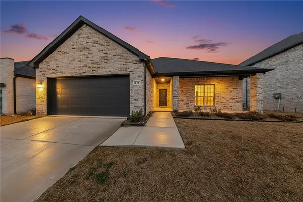 a view of backyard of house