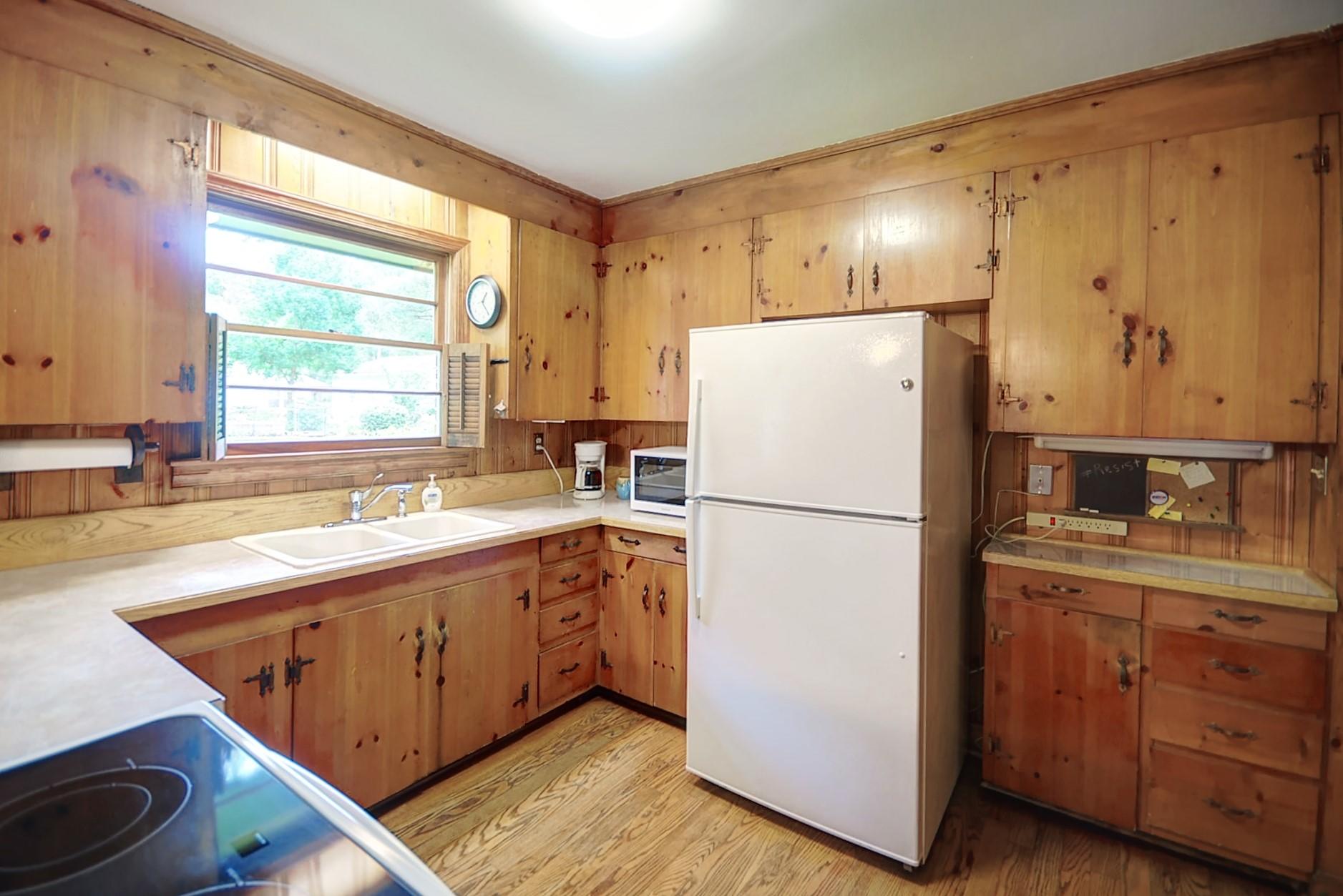 113 Live Oak Road Summerville, SC 29485 - Photo 14 of 35 DSC_5031_2_3_Fusion-Natural