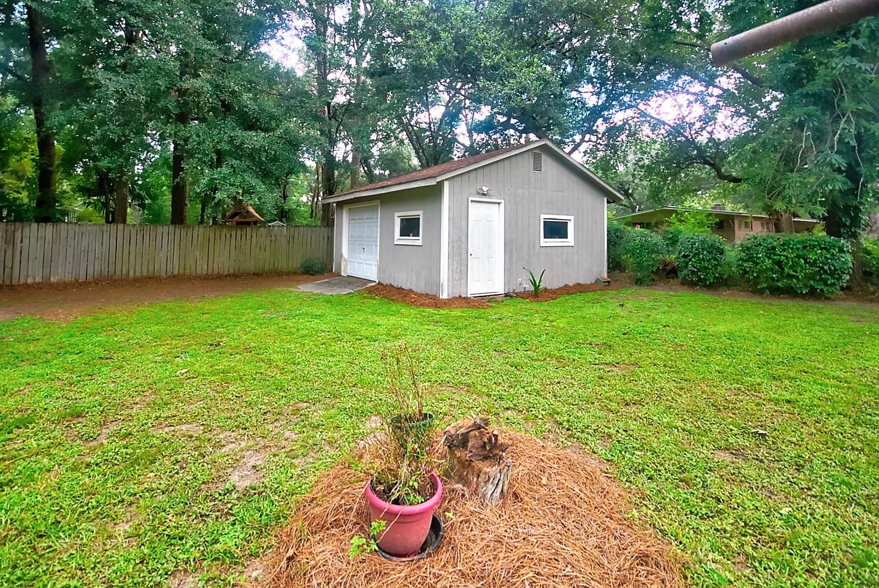 113 Live Oak Road Summerville, SC 29485 - Photo 29 of 35 DSC_4968_69_70_Realistic