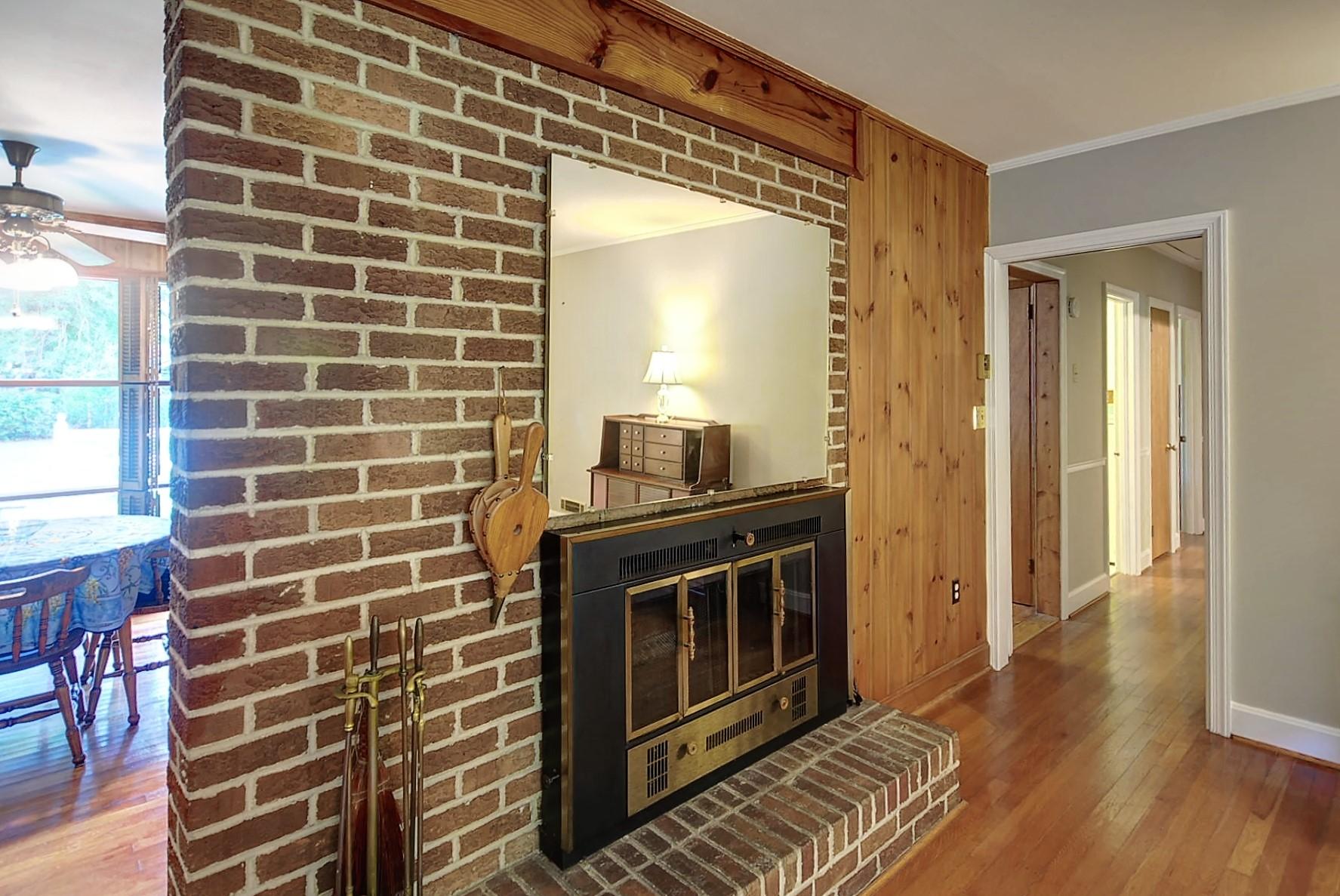 113 Live Oak Road Summerville, SC 29485 - Photo 6 of 35 DSC_4995_6_7_Fusion-Natural