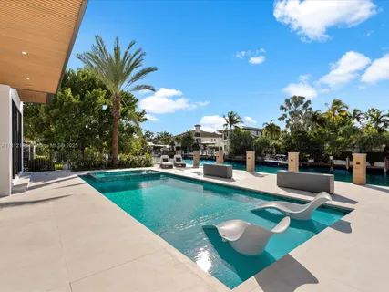 $7,200,000 | 401 Bontona Avenue, Fort Lauderdale, FL 33301