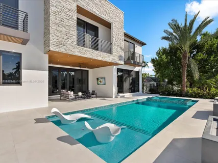 $7,200,000 | 401 Bontona Avenue, Fort Lauderdale, FL 33301