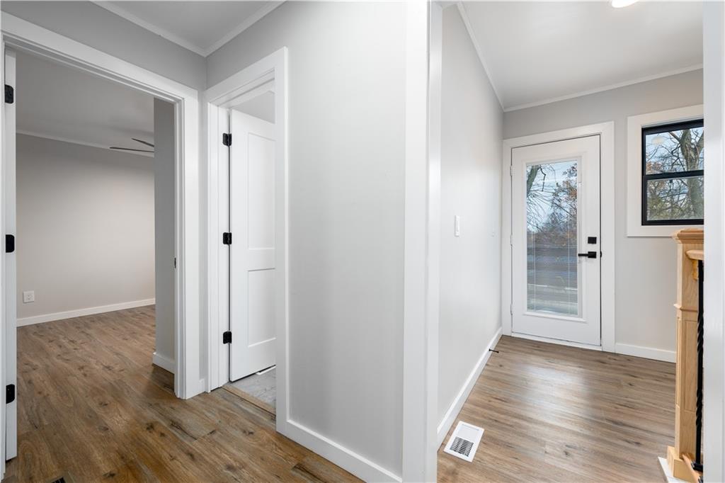 605 East Oak Street Ozark, MO 65721 - Photo 17 of 45