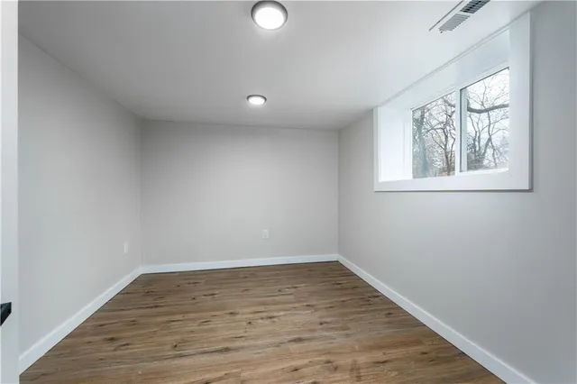 $249,900 | 605 East Oak Street, Ozark, MO 65721