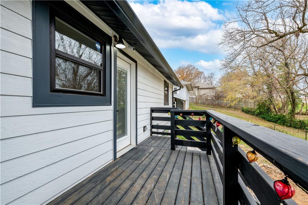 605 East Oak Street Ozark, MO 65721 - Photo 24 of 45