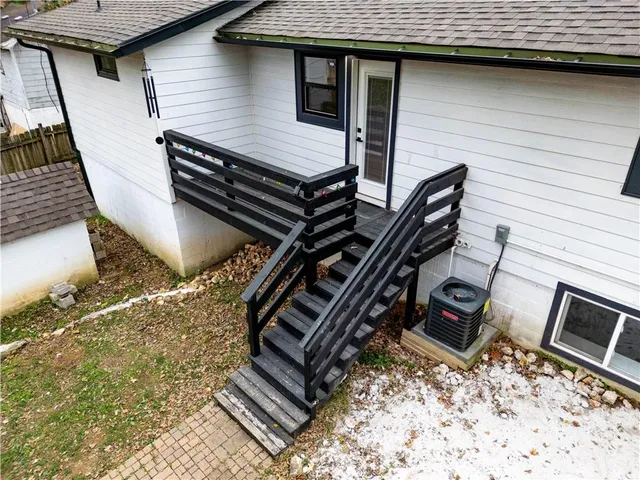 $249,900 | 605 East Oak Street, Ozark, MO 65721