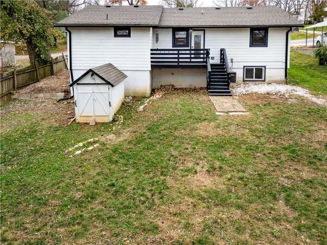 $249,900 | 605 East Oak Street, Ozark, MO 65721