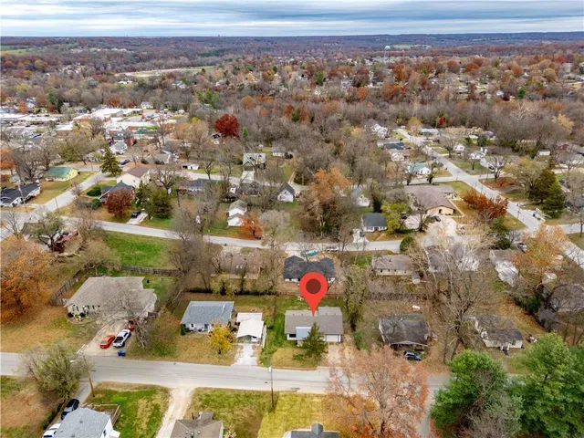 $249,900 | 605 East Oak Street, Ozark, MO 65721