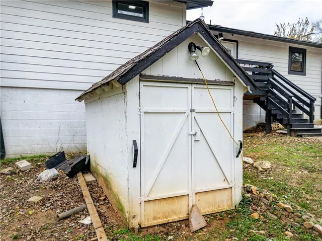 $249,900 | 605 East Oak Street, Ozark, MO 65721