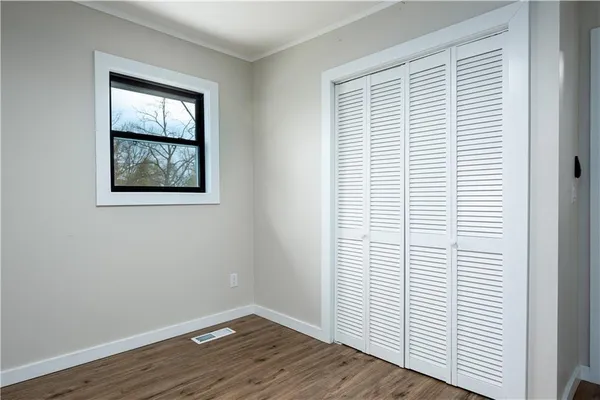 $249,900 | 605 East Oak Street, Ozark, MO 65721