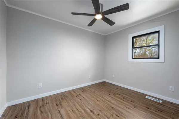 $249,900 | 605 East Oak Street, Ozark, MO 65721