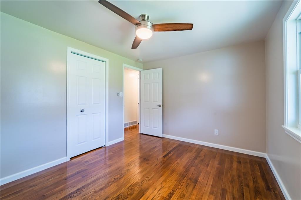124 Big Horn Road Pittsburgh, PA 15239 - Photo 12 of 25 Gallery Image 12