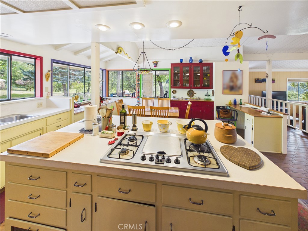 6650 Feliciana Mountain Road Midpines, CA 95345 - Photo 11 of 57