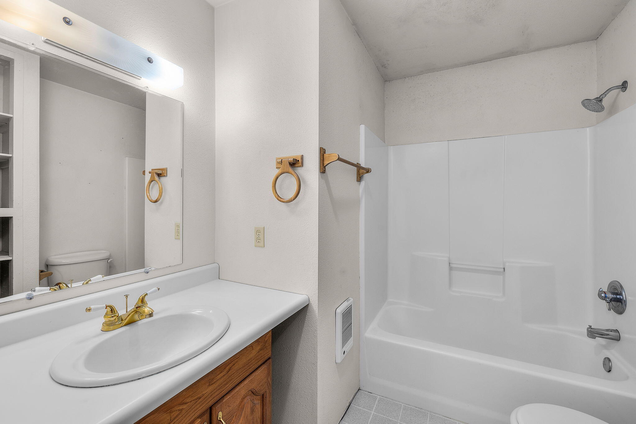 17235 Kent Road Sisters, OR 97759 - Photo 21 of 35 2024_12_27_17235_kent_road_sisters-22