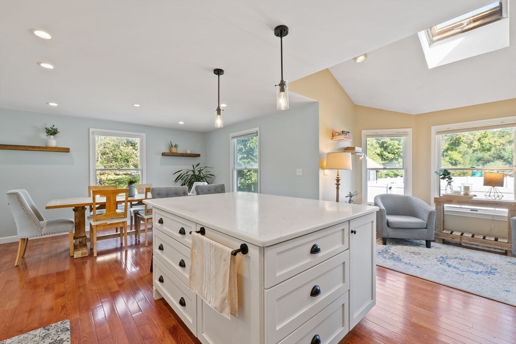 4 Indian Brook Road Ashland, MA 01721 - Photo 6 of 42