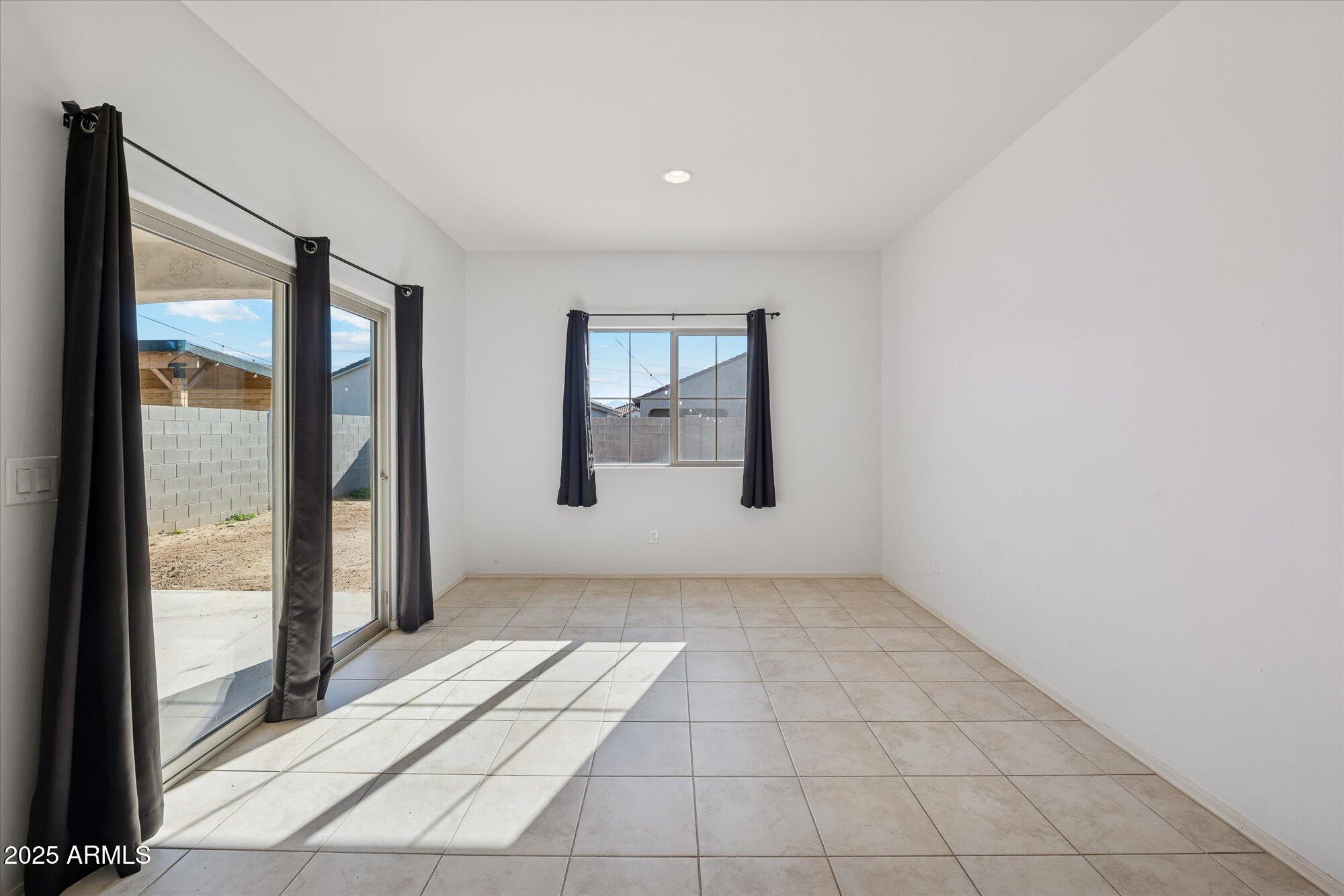 10833 West Chipman Road Tolleson, AZ 85353 - Photo 11 of 27 12-P1130482