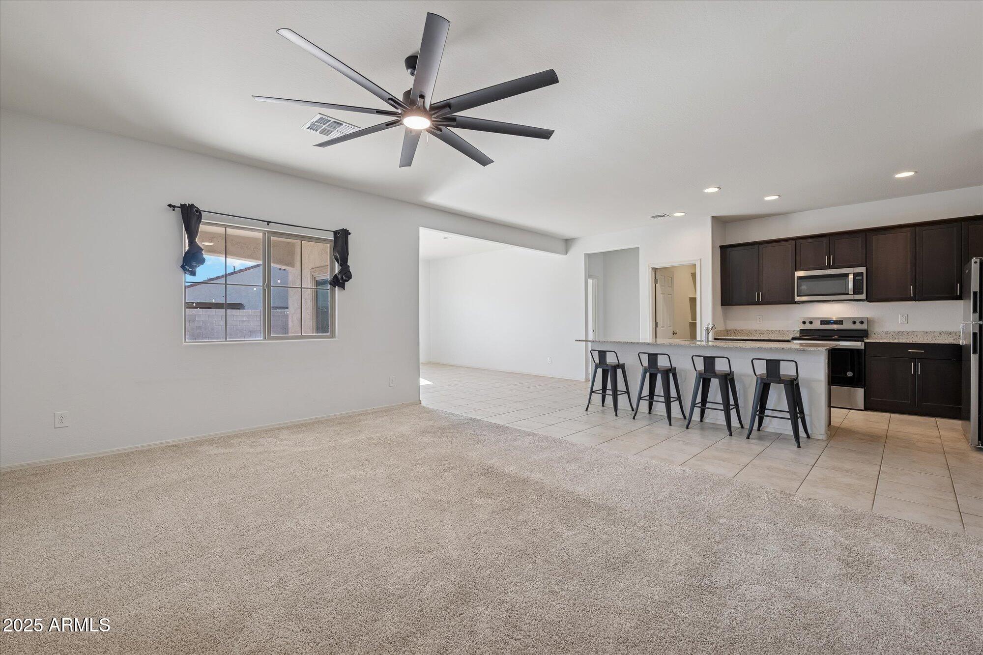 10833 West Chipman Road Tolleson, AZ 85353 - Photo 8 of 27 05-P1130442