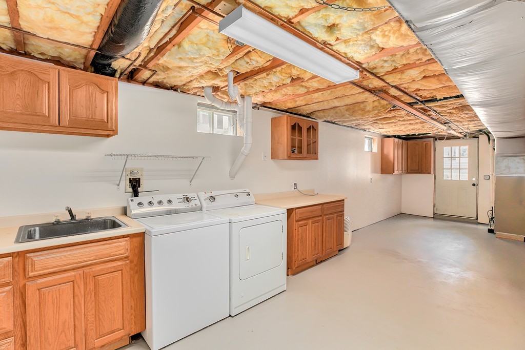51 East Shore Road Holbrook, MA 02343 - Photo 20 of 26 Gallery Image 20