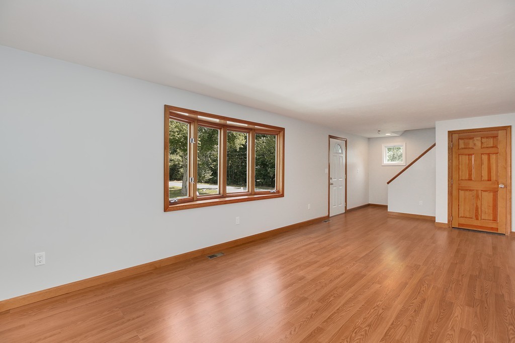 51 East Shore Road Holbrook, MA 02343 - Photo 3 of 26 Gallery Image 3