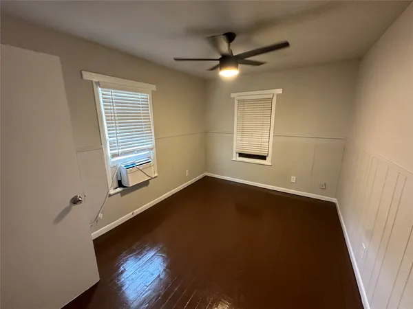 $1,150 | 2721 Napoleon Street, Houston, TX 77004
