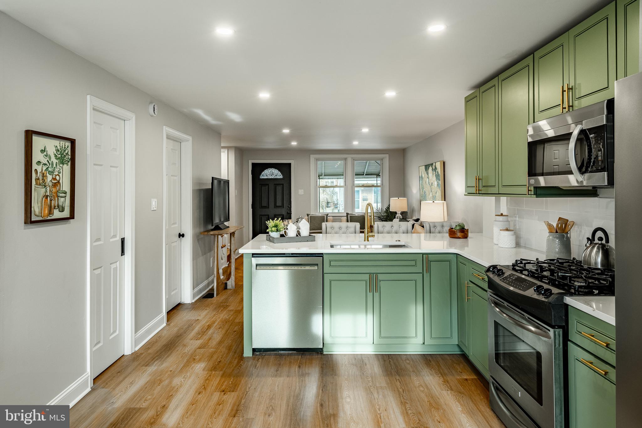 409 Delmar Street Philadelphia, PA 19128 - Photo 12 of 31 Gallery Image 12