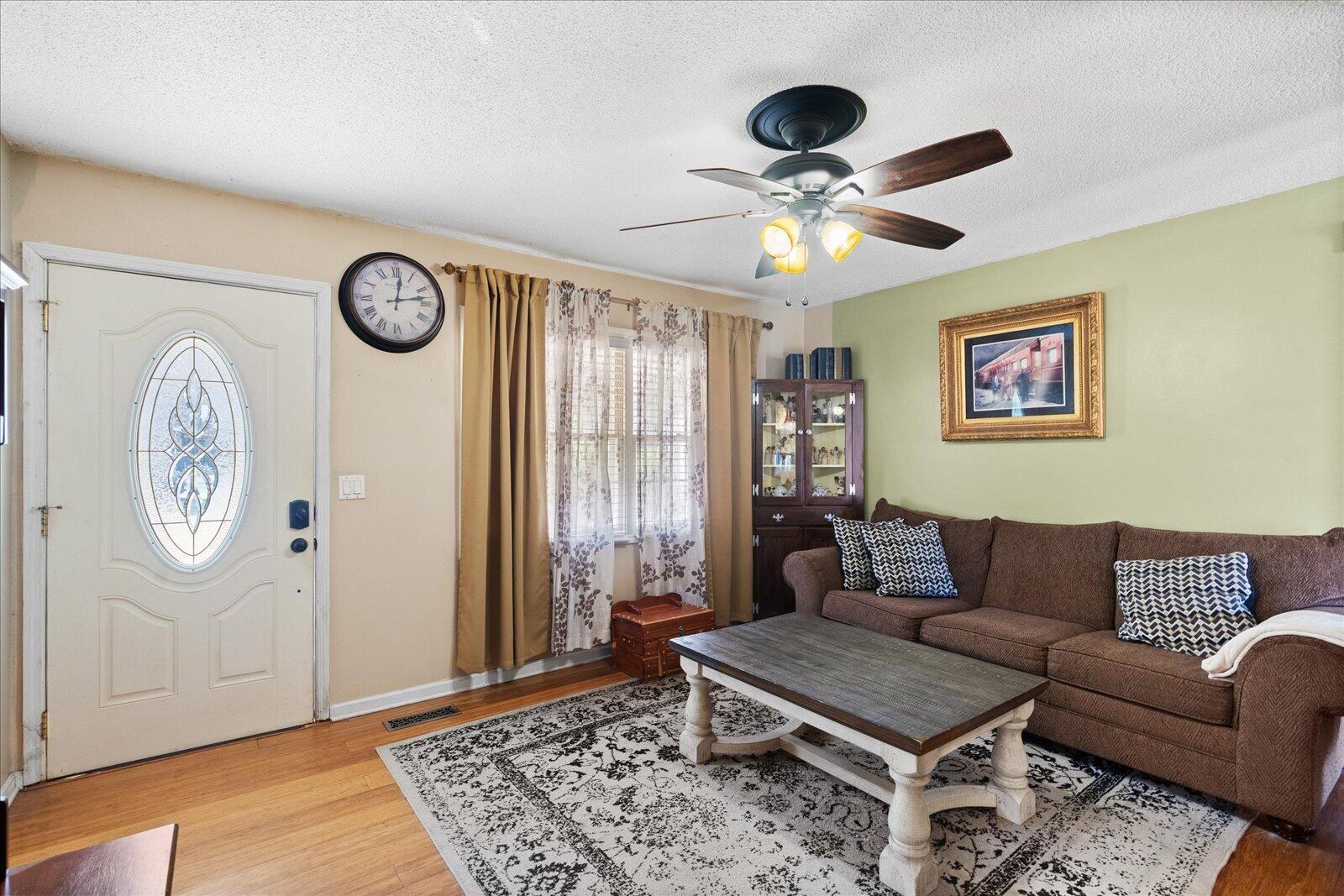 910 Hickory Street Jasper, TN 37347 - Photo 3 of 25 03-910 Hickory St-3