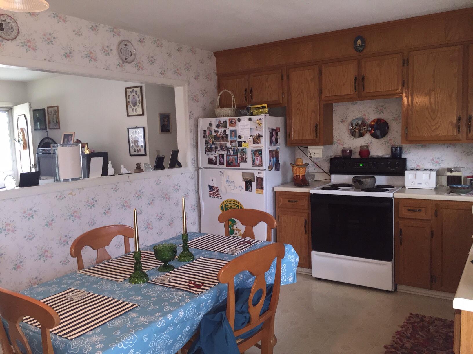 5328 Plantation Road Roanoke, VA 24019 - Photo 3 of 8 image