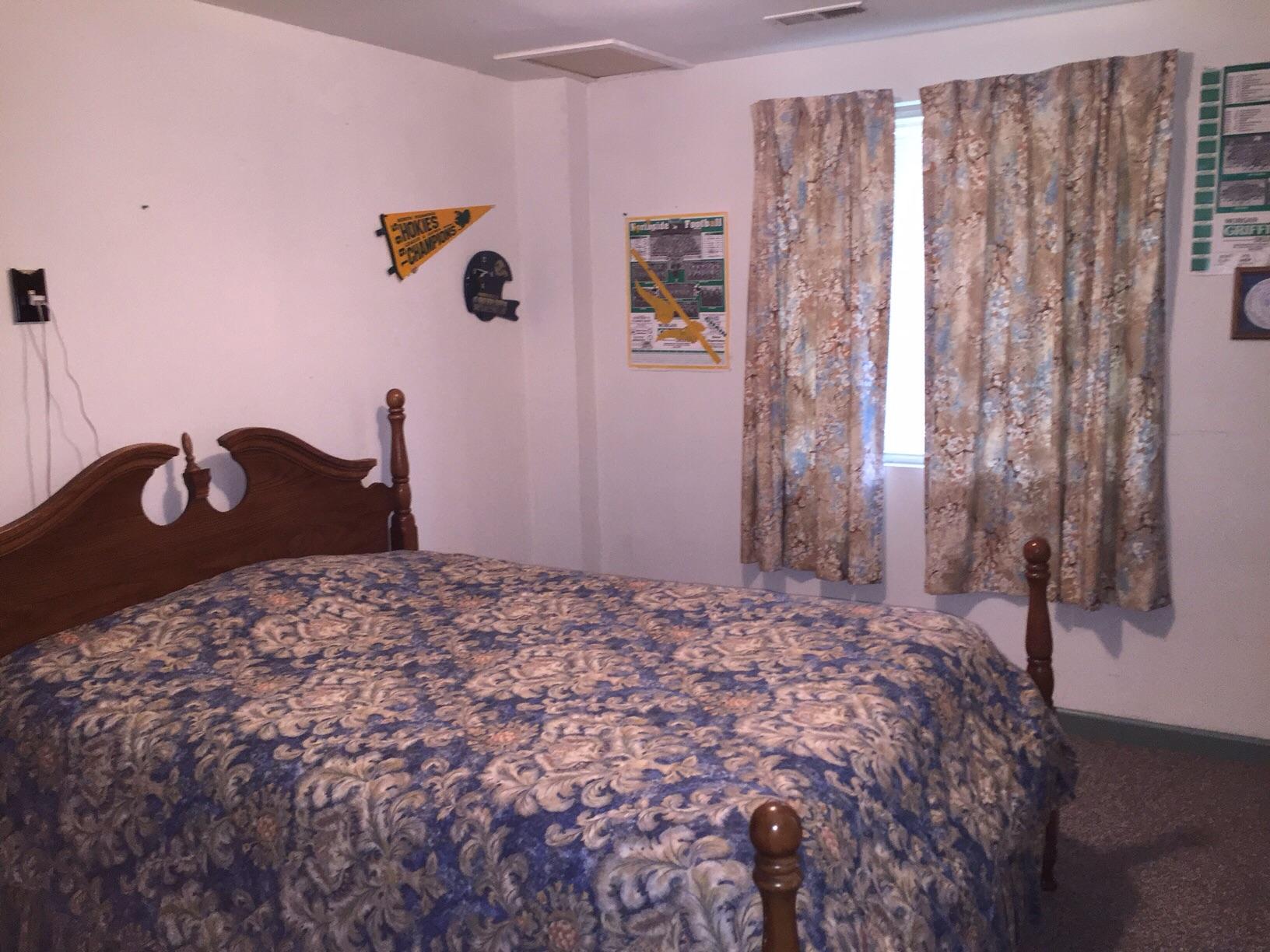 5328 Plantation Road Roanoke, VA 24019 - Photo 6 of 8 image
