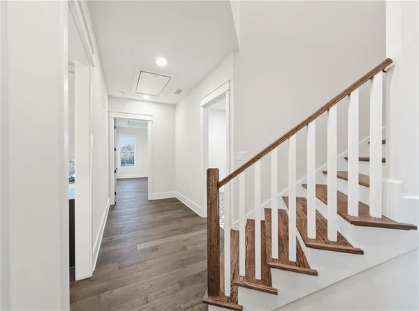 $869,900 | 303 Eminence Peak, Rydal, GA 30171