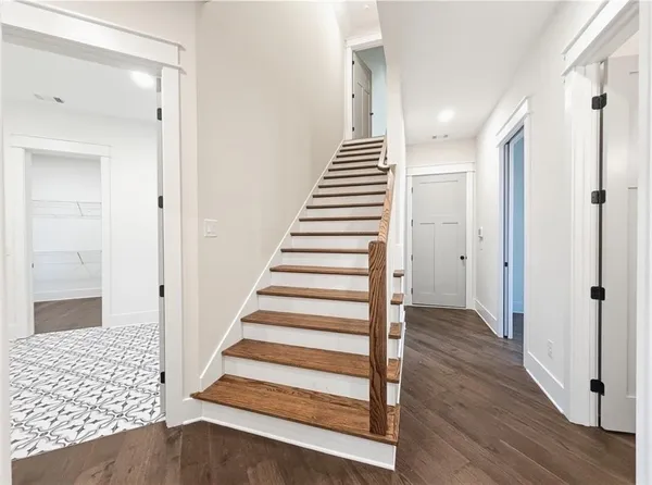 $869,900 | 303 Eminence Peak, Rydal, GA 30171