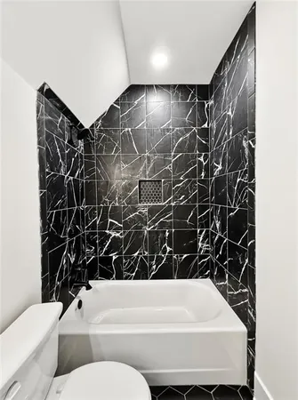 $869,900 | 303 Eminence Peak, Rydal, GA 30171