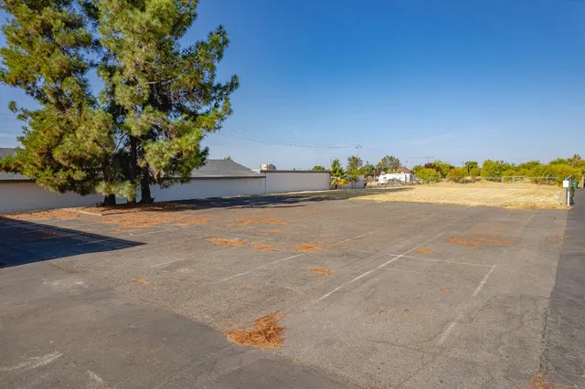 a view of an ocean beach