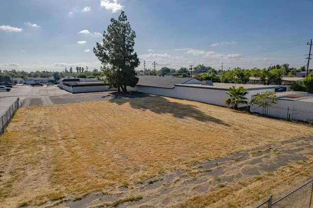 a view of a swimming pool