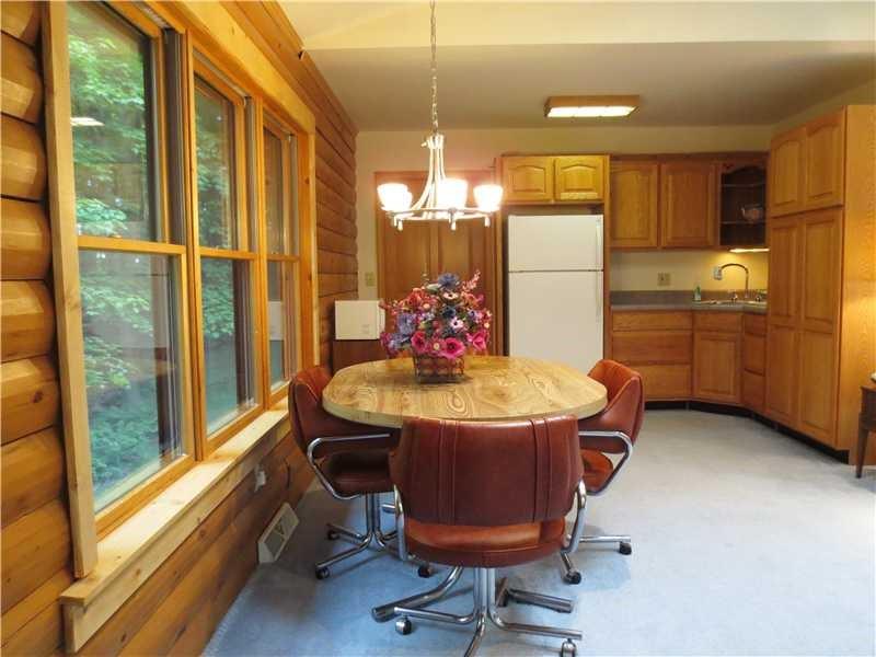 332 Bonniebrook Road Butler, PA 16002 - Photo 18 of 25 Kitchen. In-law suite kitchenette