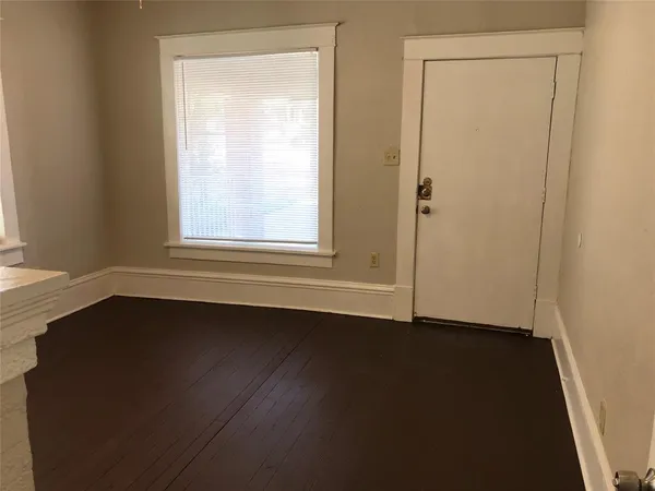 $1,350 | 1118 North Zang Boulevard, Unit 101, Dallas, TX 75203